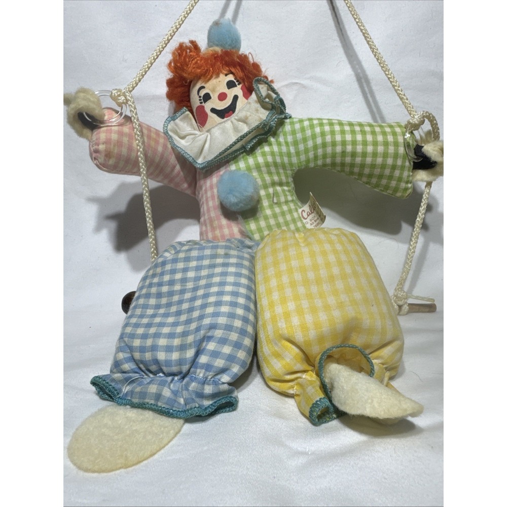 VTG 70's Happy CLOWN ON SWING/Trapeze Calico‎ Critters 18" Pastels MADE IN USA - Picture 4 of 13